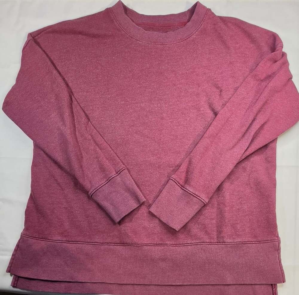 Time and Tru Burgundy Pullover Sweatshirt Size Medium Sku 0399